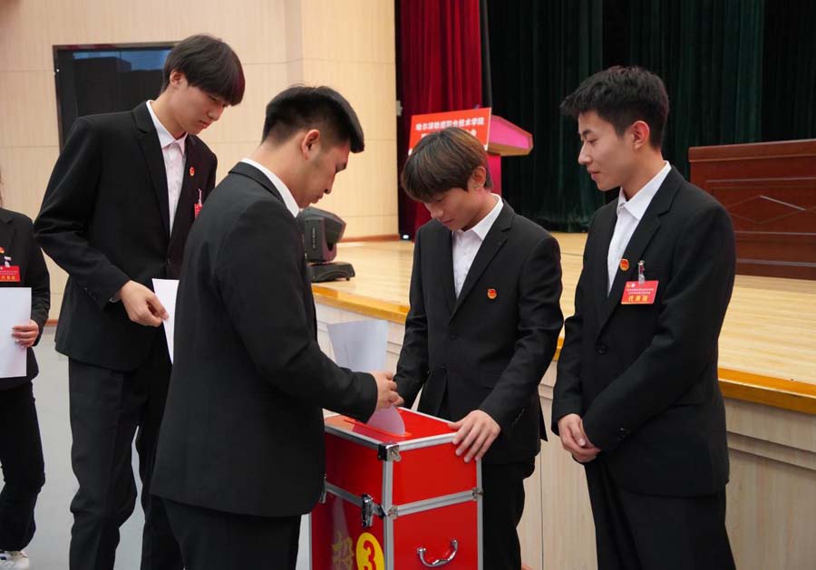 图片9.jpg 图片9.jpg