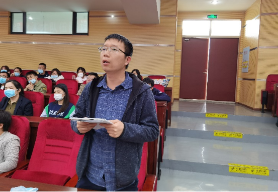 学院开展课程思政建设专题讲座新闻稿414.png