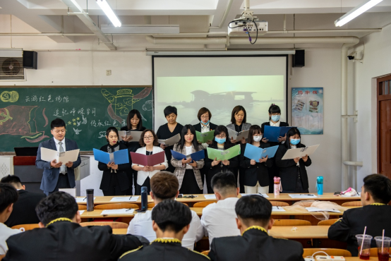 马克思主义学院举办“云游红色场馆·追忆峥嵘岁月·传承红色基因”主题汇报(1)1083.png